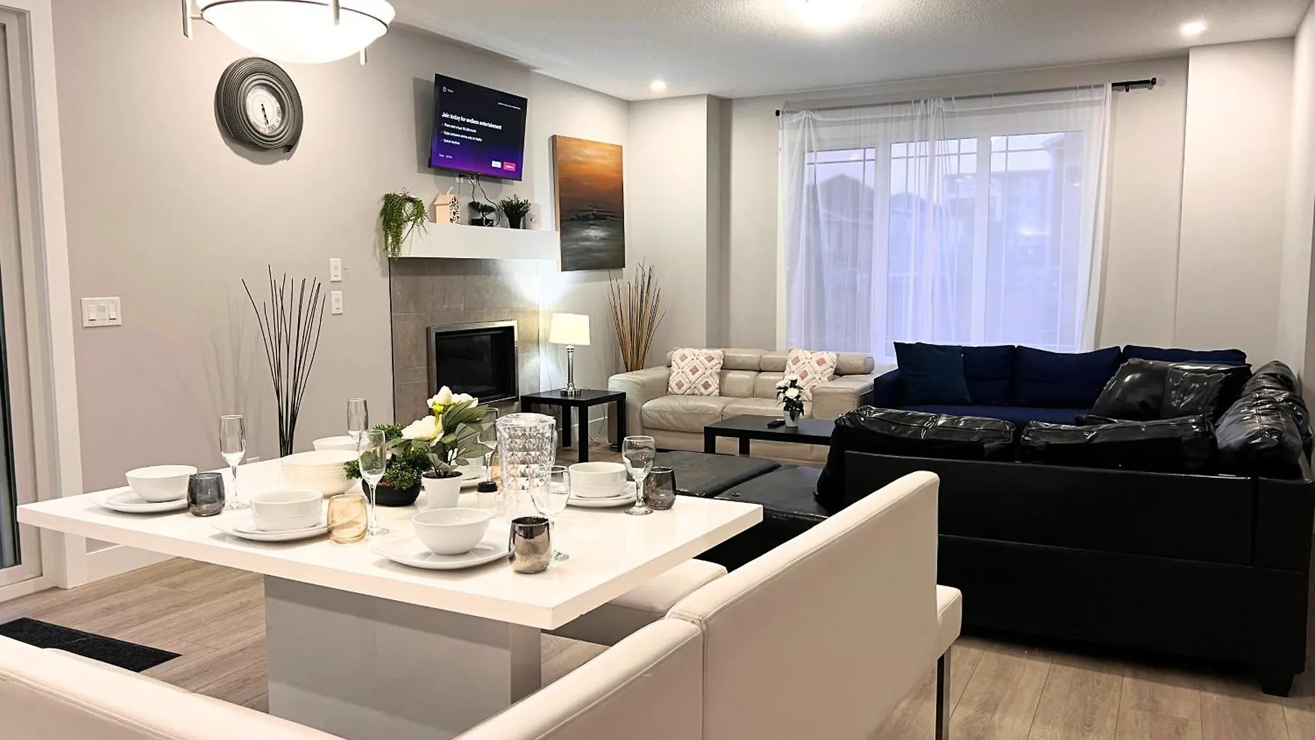 Flowealth Property Luxury Villa Near Lake Netflix Tv Wifi Calgary Homestay